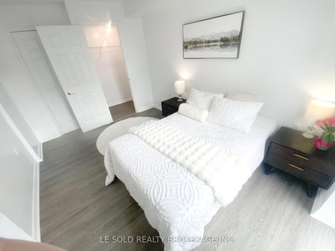 Photo 22 at 902 - 22 Olive Avenue, Willowdale East, Toronto