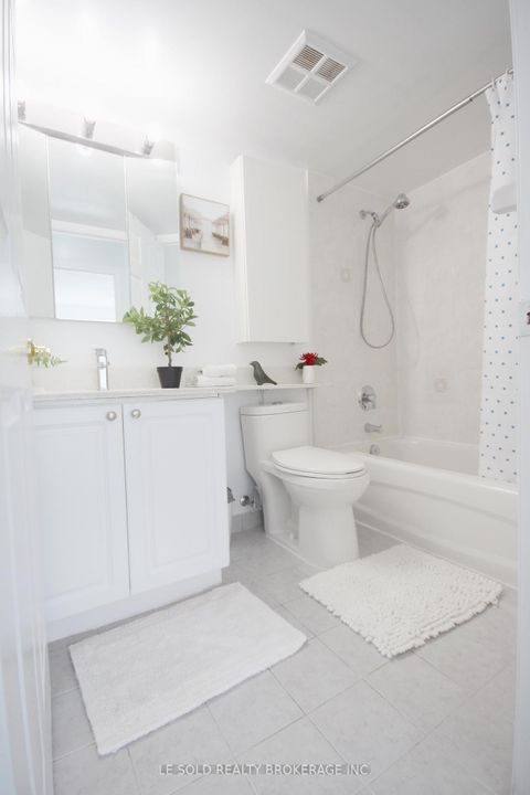 Photo 24 at 902 - 22 Olive Avenue, Willowdale East, Toronto