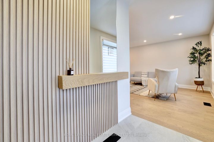 Photo 4 at 91 Forestgate Drive, Fessenden, Hamilton