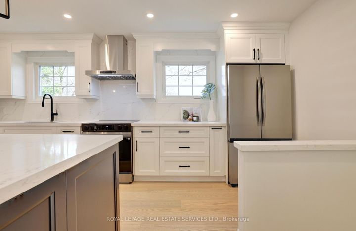 Photo 11 at 91 Forestgate Drive, Fessenden, Hamilton