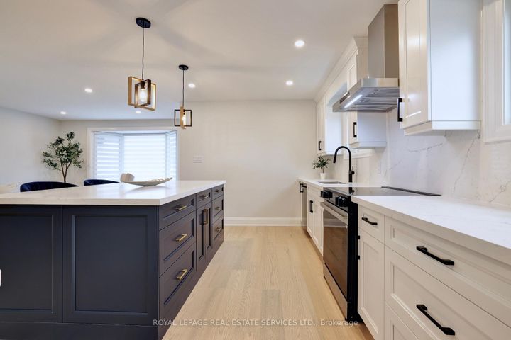 Photo 12 at 91 Forestgate Drive, Fessenden, Hamilton