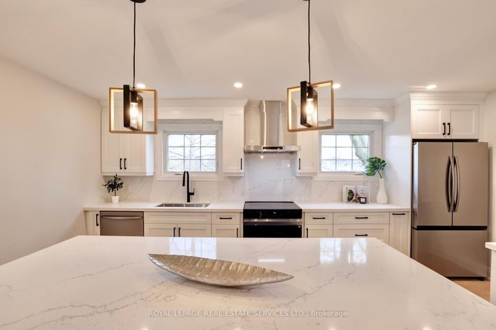 Photo 14 at 91 Forestgate Drive, Fessenden, Hamilton