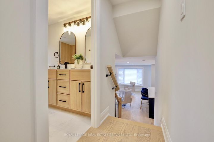 Photo 19 at 91 Forestgate Drive, Fessenden, Hamilton