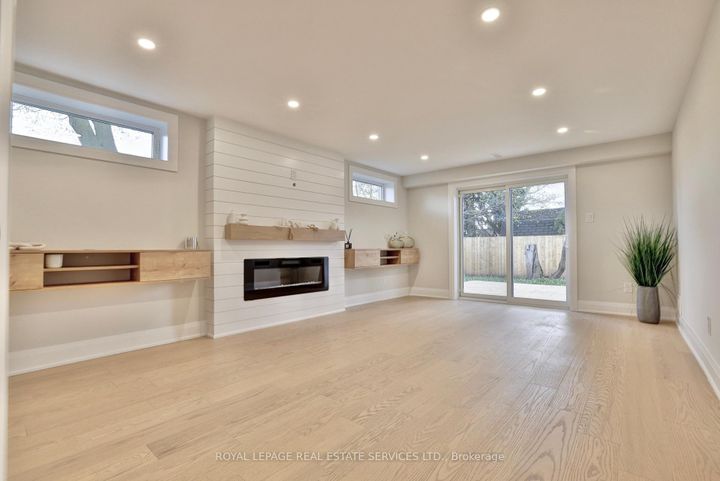 Photo 29 at 91 Forestgate Drive, Fessenden, Hamilton