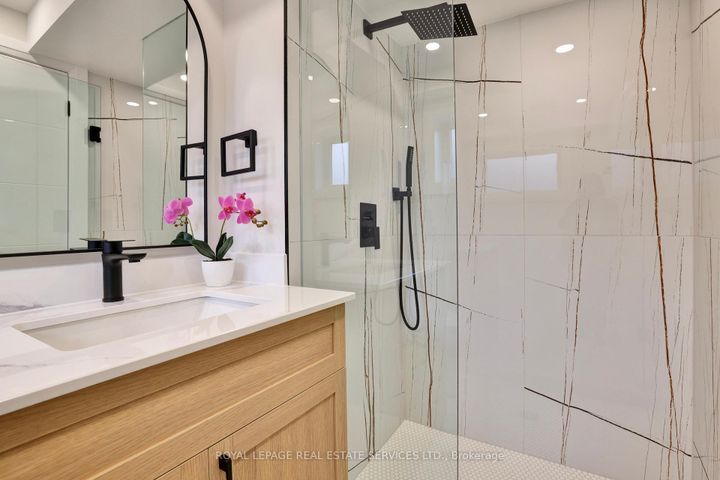 Photo 35 at 91 Forestgate Drive, Fessenden, Hamilton