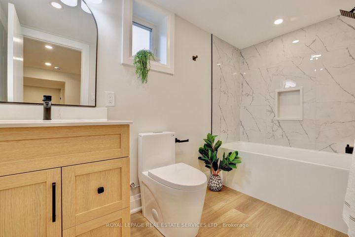 Photo 37 at 91 Forestgate Drive, Fessenden, Hamilton