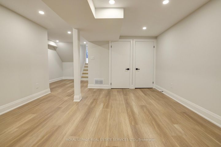 Photo 39 at 91 Forestgate Drive, Fessenden, Hamilton