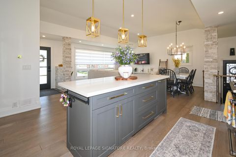 Photo 4 at 522 Rosmere Street, McLaughlin, Oshawa