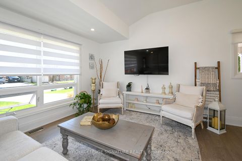 Photo 13 at 522 Rosmere Street, McLaughlin, Oshawa