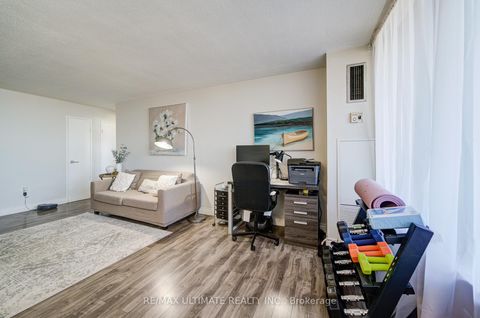Photo 10 at Ph#11 - 11 Wincott Drive, The Westway, Toronto