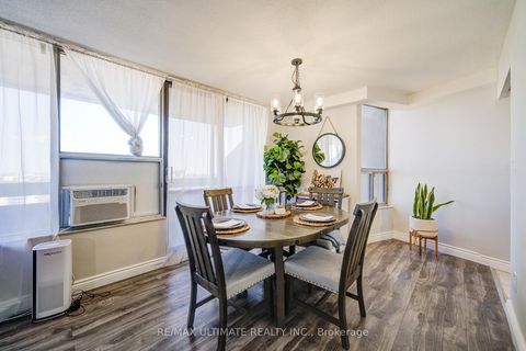 Photo 11 at Ph#11 - 11 Wincott Drive, The Westway, Toronto
