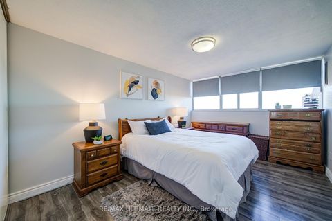 Photo 21 at Ph#11 - 11 Wincott Drive, The Westway, Toronto