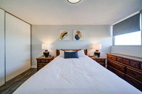 Photo 22 at Ph#11 - 11 Wincott Drive, The Westway, Toronto