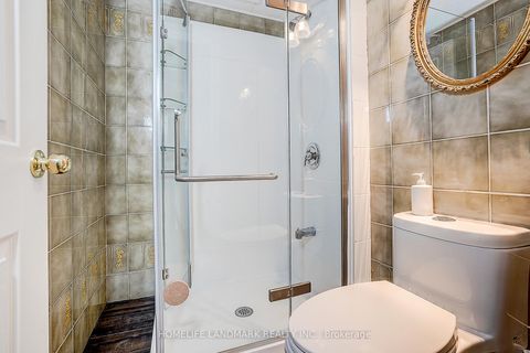 Photo 6 at 104 Tanjoe Crescent, Newtonbrook West, Toronto