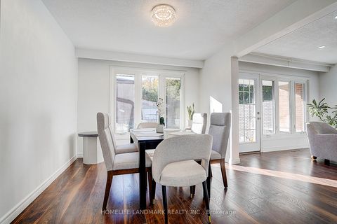 Photo 13 at 104 Tanjoe Crescent, Newtonbrook West, Toronto