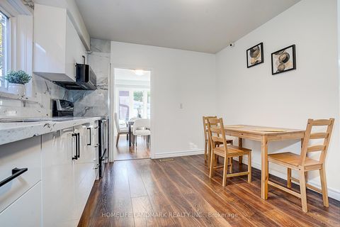 Photo 16 at 104 Tanjoe Crescent, Newtonbrook West, Toronto