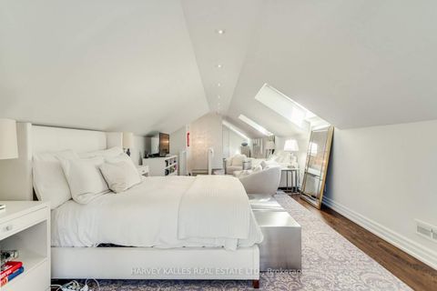 Photo 29 at 92 South Drive, Moore Park, Toronto