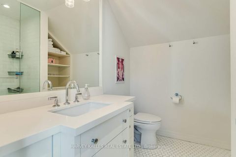 Photo 30 at 92 South Drive, Moore Park, Toronto