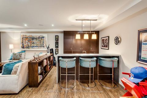 Photo 33 at 92 South Drive, Moore Park, Toronto