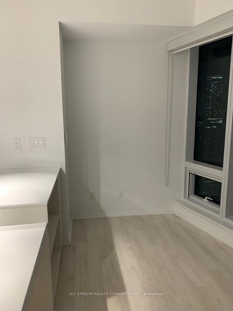 Photo 3 at 3213 - 197 Yonge Street, Yonge Corridor, Toronto