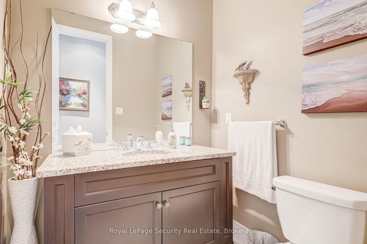 Photo 19 at 20 Aubrietia Court, Oak Ridges, Richmond Hill