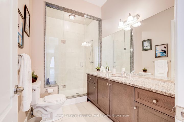 Photo 27 at 20 Aubrietia Court, Oak Ridges, Richmond Hill