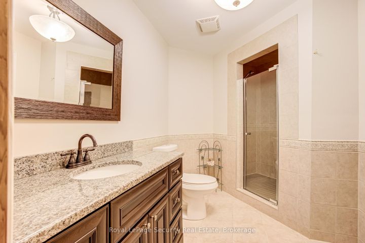 Photo 31 at 20 Aubrietia Court, Oak Ridges, Richmond Hill