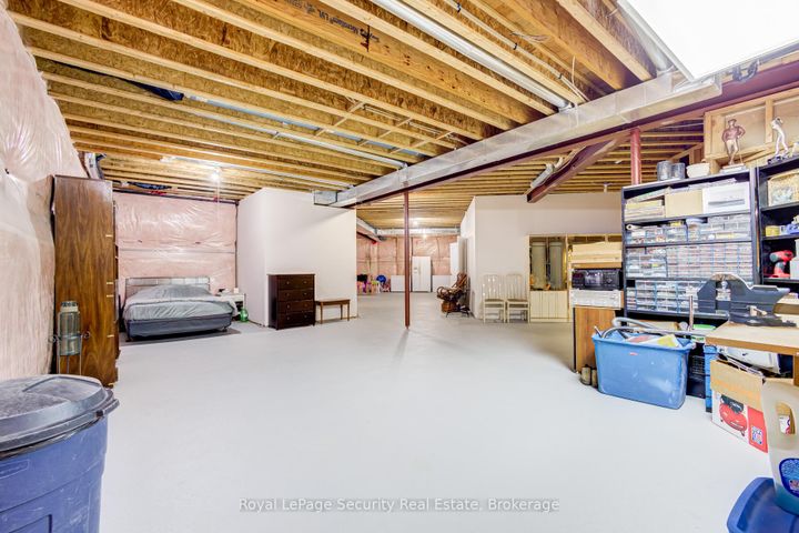 Photo 34 at 20 Aubrietia Court, Oak Ridges, Richmond Hill