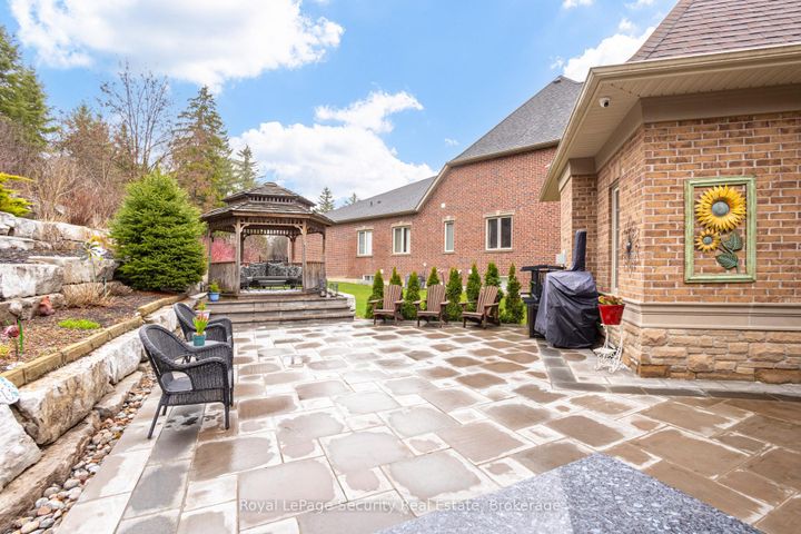 Photo 38 at 20 Aubrietia Court, Oak Ridges, Richmond Hill