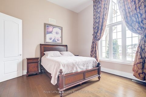 Photo 26 at 20 Aubrietia Court, Oak Ridges, Richmond Hill