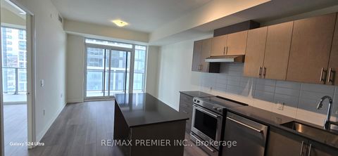 Photo 3 at 1819 - 8960 Jane Street, Vellore Village, Vaughan