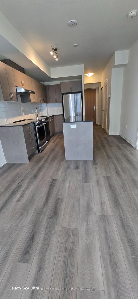 Photo 5 at 1819 - 8960 Jane Street, Vellore Village, Vaughan