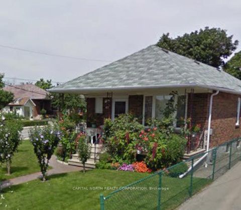 Photo 12 at 70 Beechborough Avenue, Greenbrook, Toronto