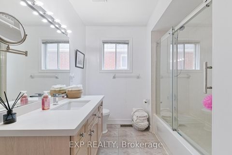 Photo 23 at 29 Batson Drive, Aurora Village, Aurora