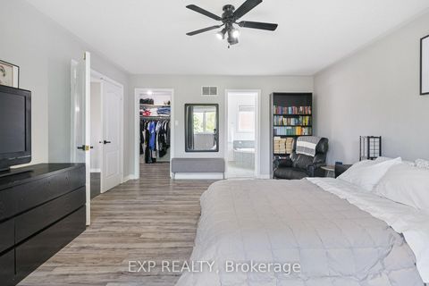 Photo 26 at 29 Batson Drive, Aurora Village, Aurora