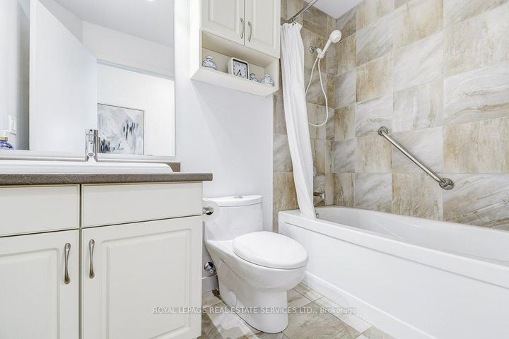 Photo 7 at 610 - 551 Maple Avenue, Brant, Burlington