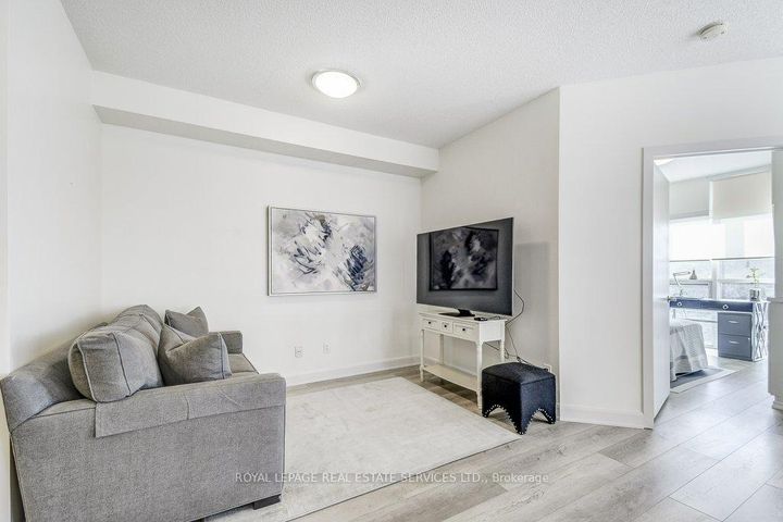 Photo 9 at 610 - 551 Maple Avenue, Brant, Burlington