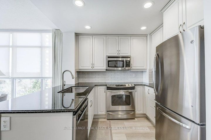 Photo 13 at 610 - 551 Maple Avenue, Brant, Burlington