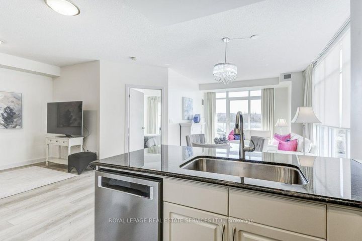 Photo 14 at 610 - 551 Maple Avenue, Brant, Burlington