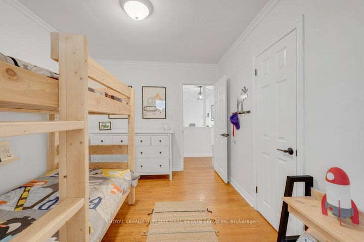 Photo 13 at 602 Stephens Crescent, WO West, Oakville