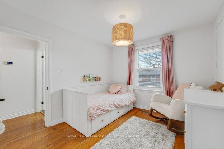 Photo 15 at 602 Stephens Crescent, WO West, Oakville