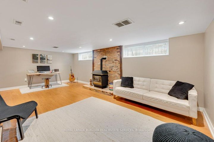 Photo 18 at 602 Stephens Crescent, WO West, Oakville