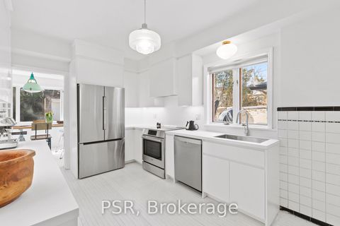 Photo 8 at 132 Indian Road, Swansea, Toronto