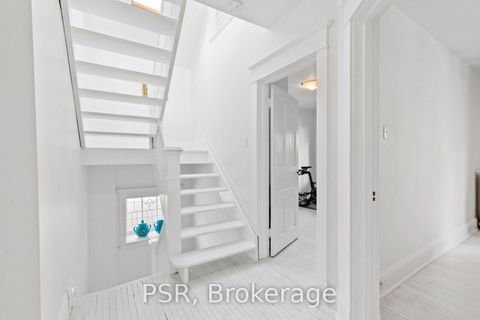 Photo 14 at 132 Indian Road, Swansea, Toronto