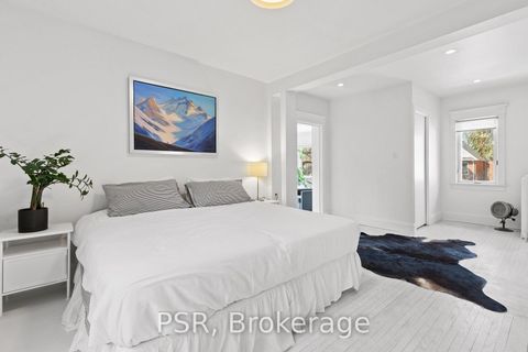 Photo 18 at 132 Indian Road, Swansea, Toronto