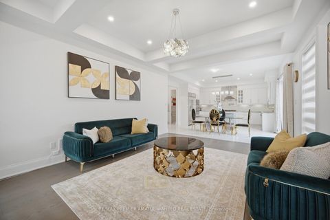 Photo 12 at 143 Ballantyne Boulevard, Vellore Village, Vaughan