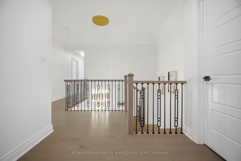 Photo 17 at 143 Ballantyne Boulevard, Vellore Village, Vaughan