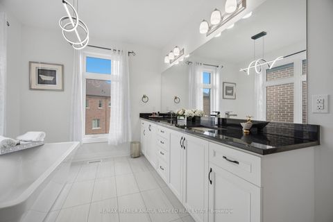 Photo 20 at 143 Ballantyne Boulevard, Vellore Village, Vaughan