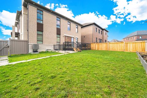 Photo 49 at 143 Ballantyne Boulevard, Vellore Village, Vaughan