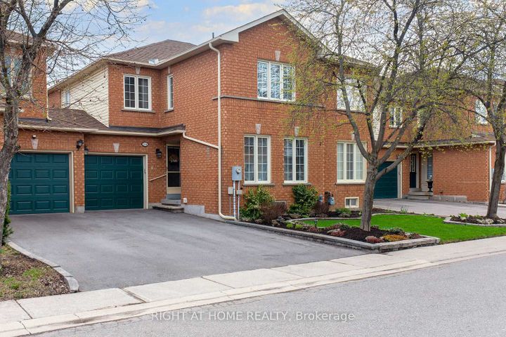 Photo 42 at 104 Pinedale Gate, East Woodbridge, Vaughan